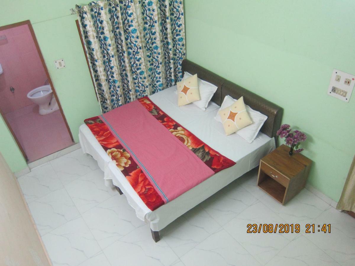 Kedar Guest House -Feel At Home Варанаси Экстерьер фото